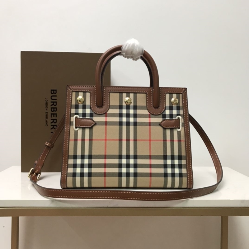 B**rry shopping bags